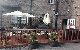 Kings Arms Hotel